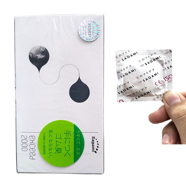 Bao cao su Sagami siêu mỏng chân thật 12 chiếc 