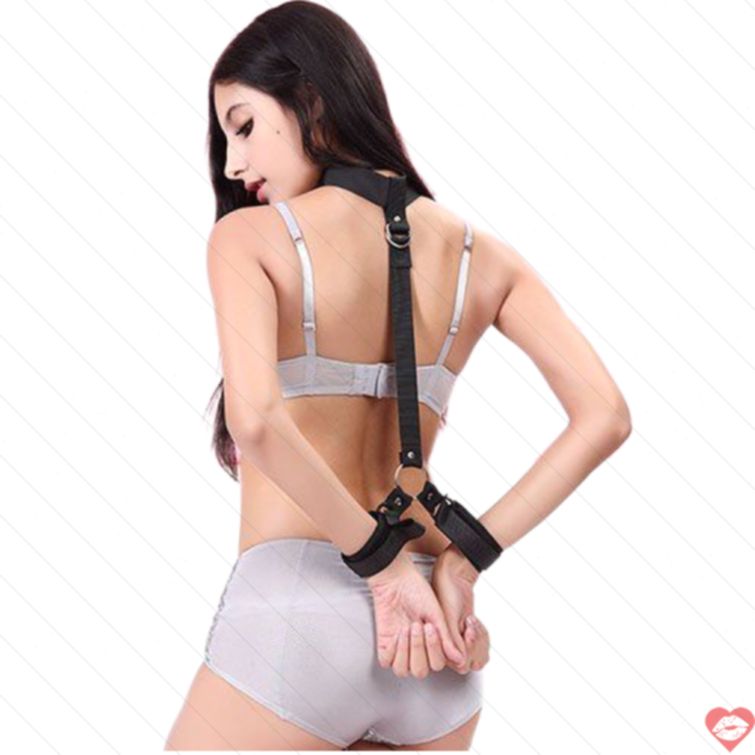 Còng tay cổ BDSM kích thích mạnh quyến rũ 